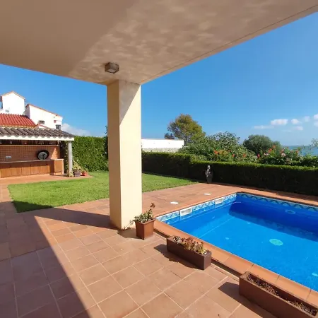 Maricel Villa Alcanar